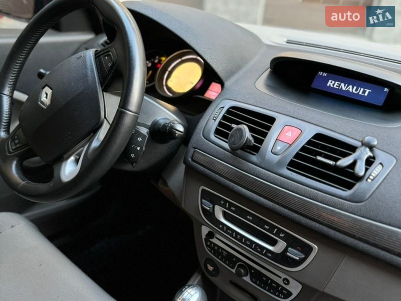 Хетчбек Renault Megane 2009 в Чернівцях