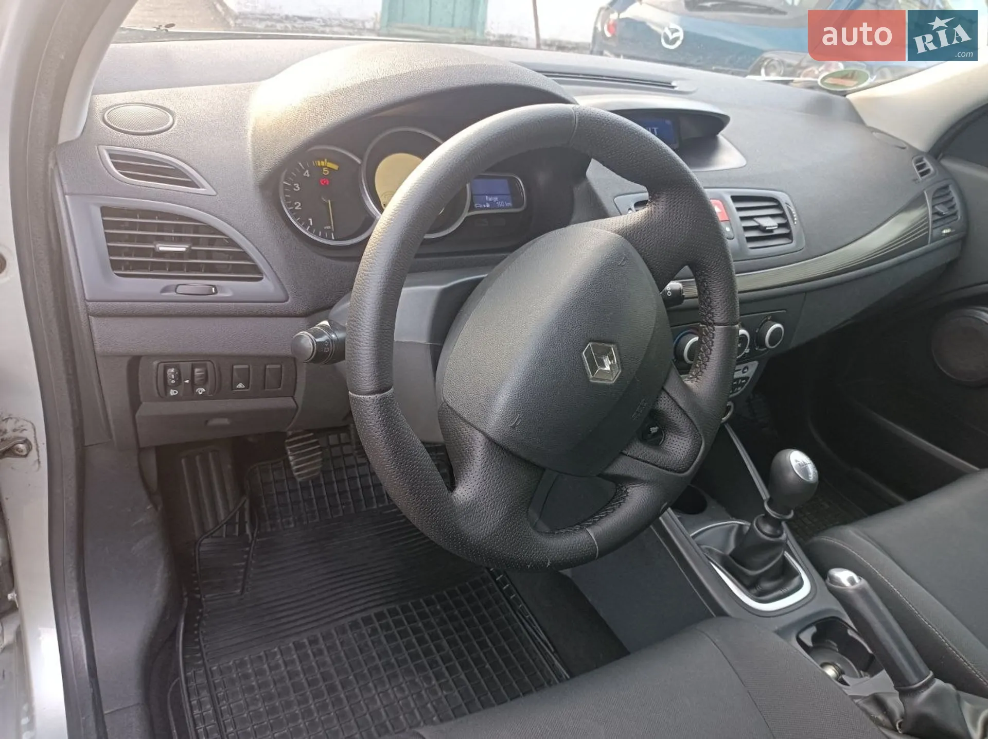 2010 Renault Megane - мініатюра 41