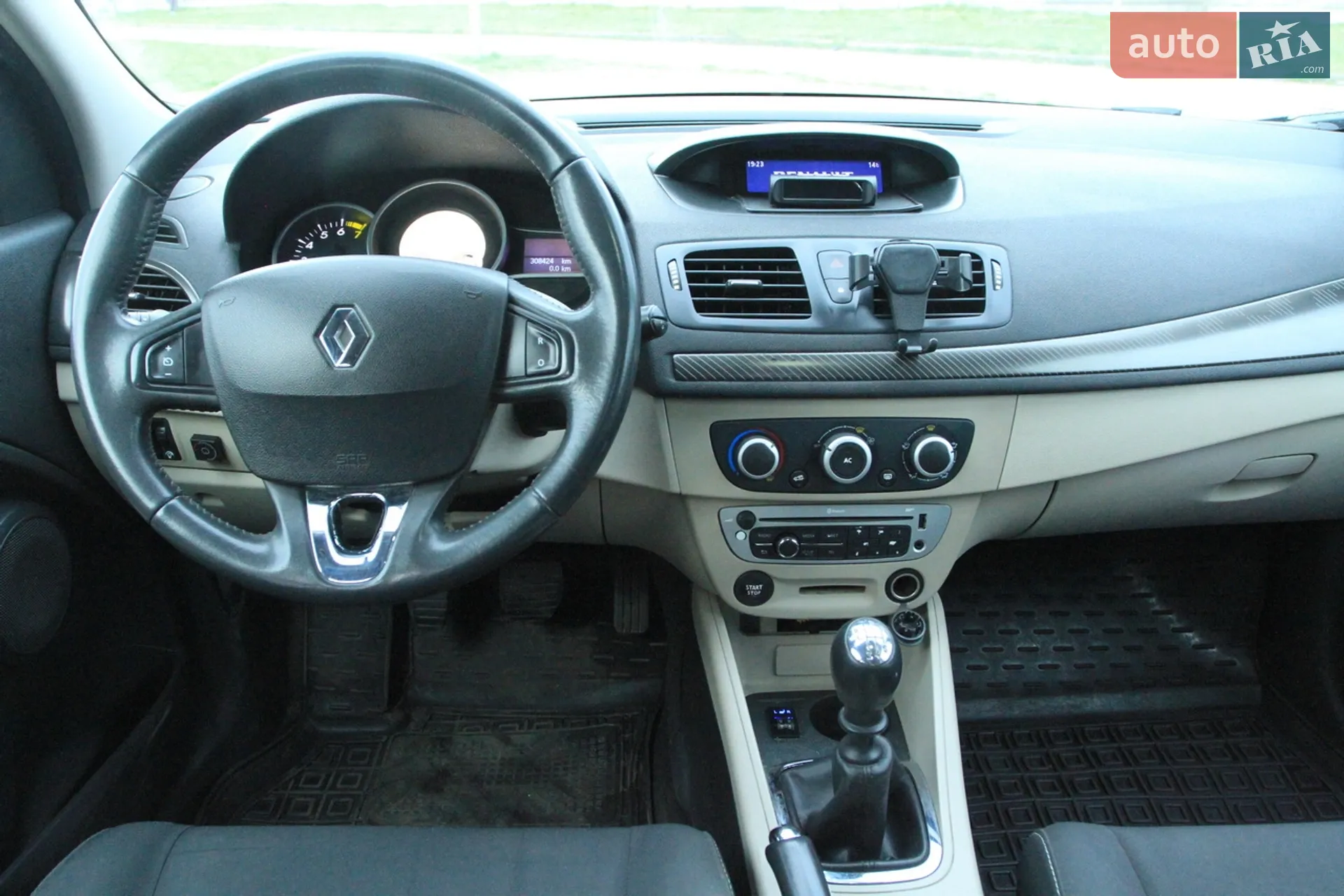 2012 Renault Megane - мініатюра 32