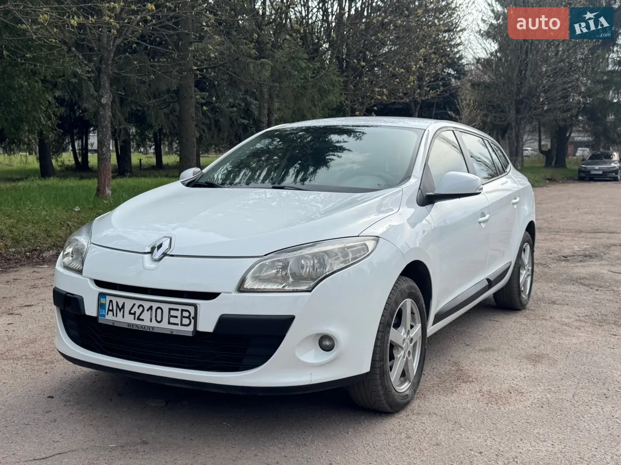 2011 Renault Megane - мініатюра 24