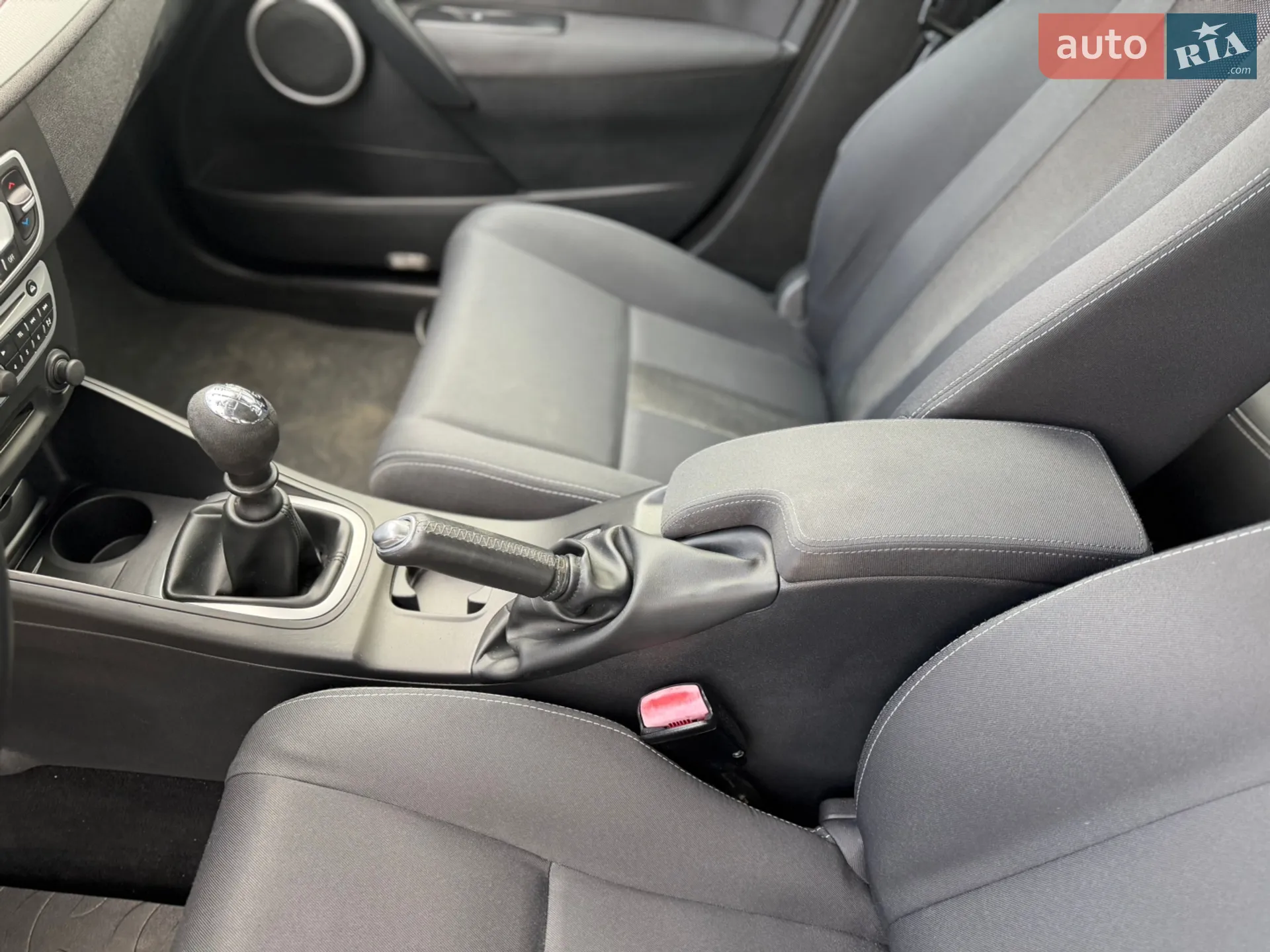 2010 Renault Megane - мініатюра 20