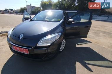 Хэтчбек Renault Megane 2012 в Березане