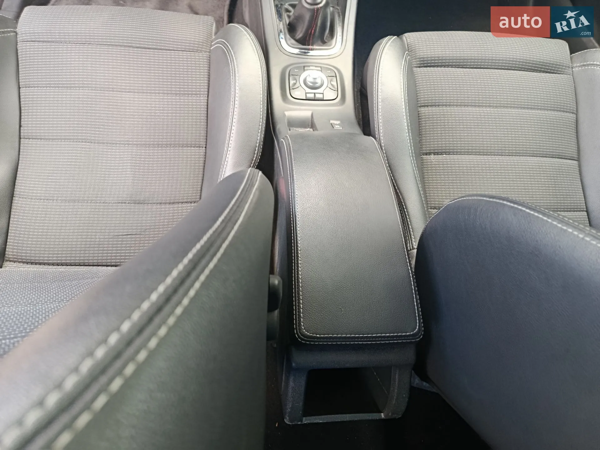 2012 Renault Megane - мініатюра 35