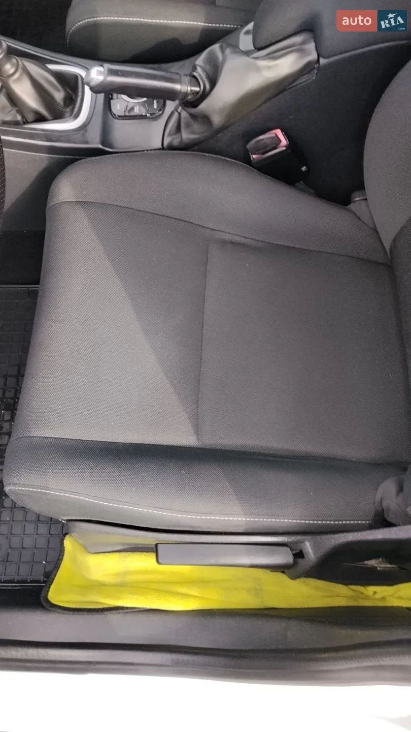 2011 Renault Megane - мініатюра 32