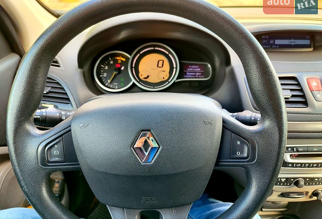 2011 Renault Megane - мініатюра 23