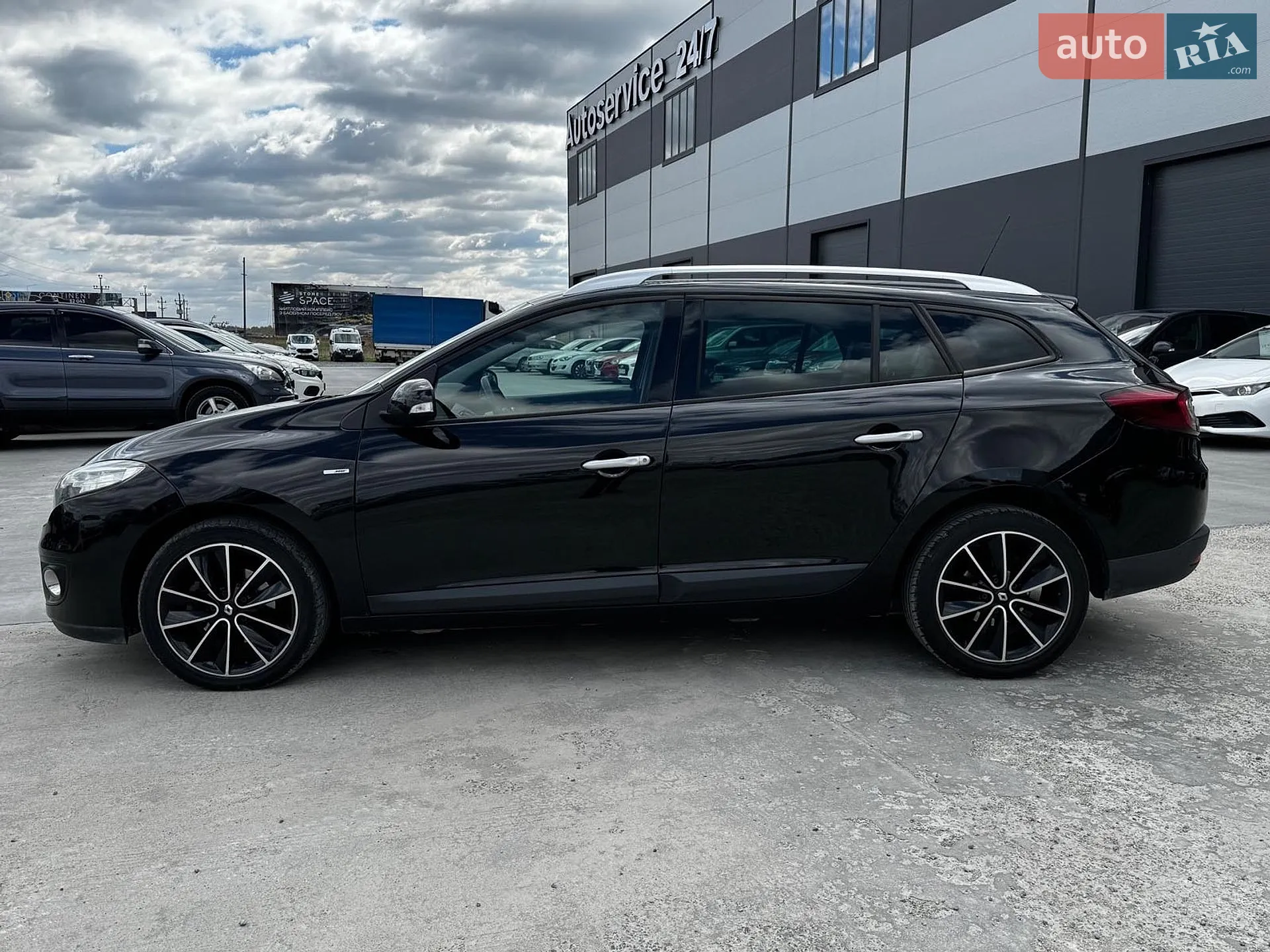2011 Renault Megane - мініатюра 13