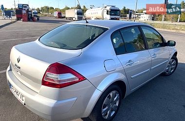Седан Renault Megane 2008 в Хороле