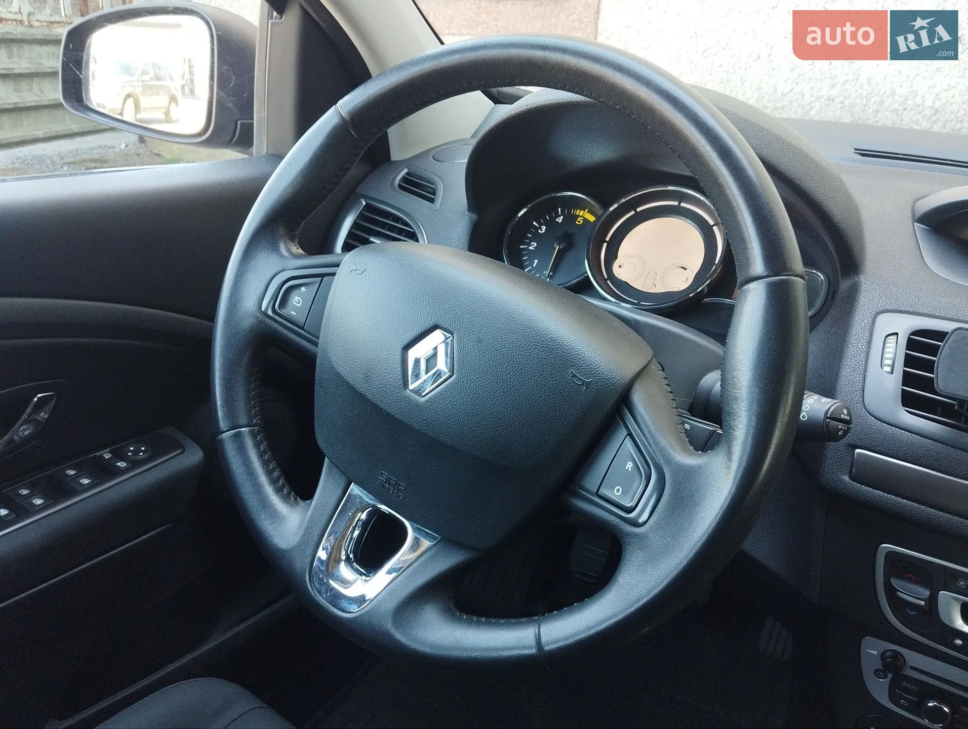 2014 Renault Megane - мініатюра 25
