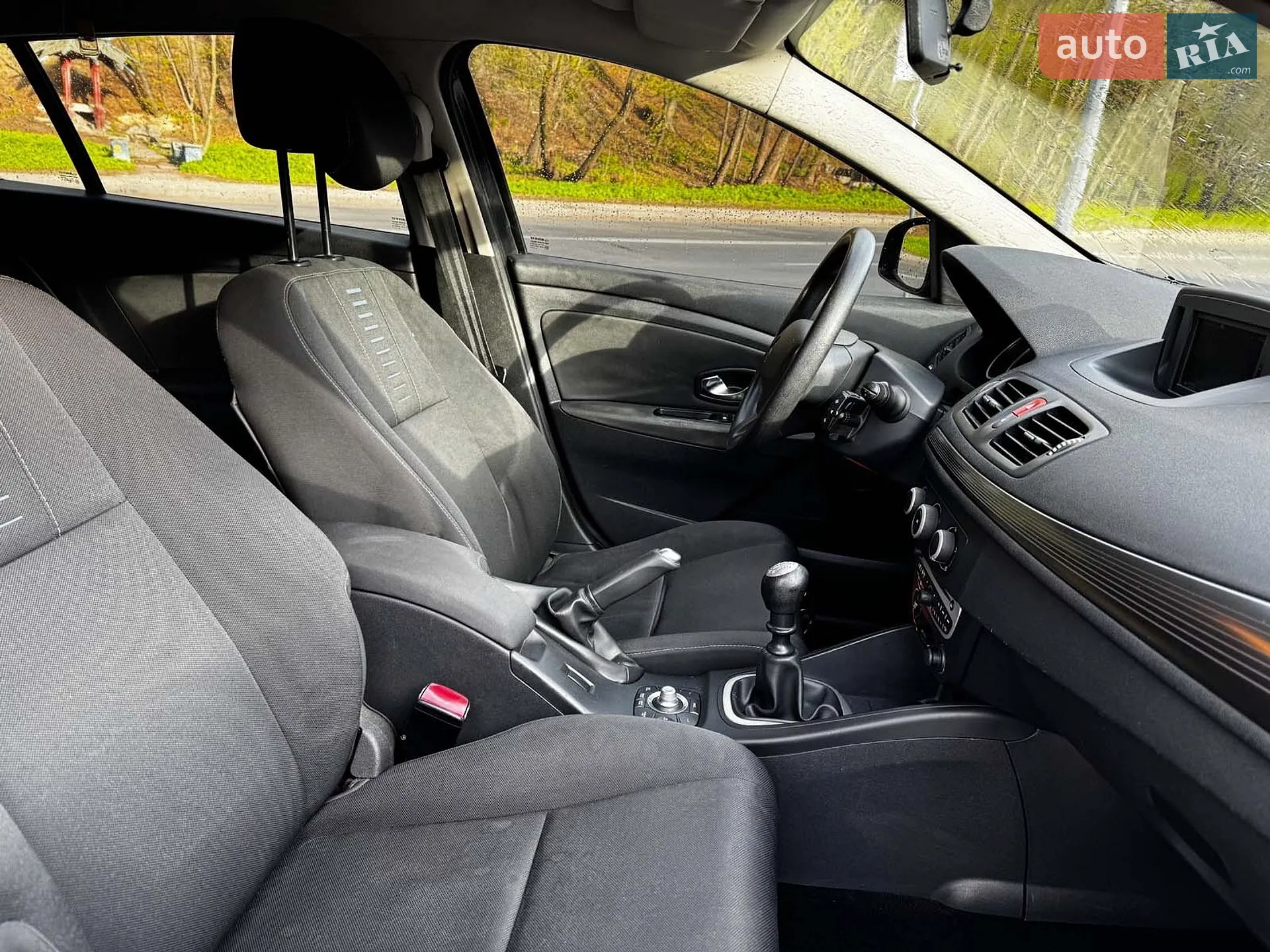 2010 Renault Megane - мініатюра 29