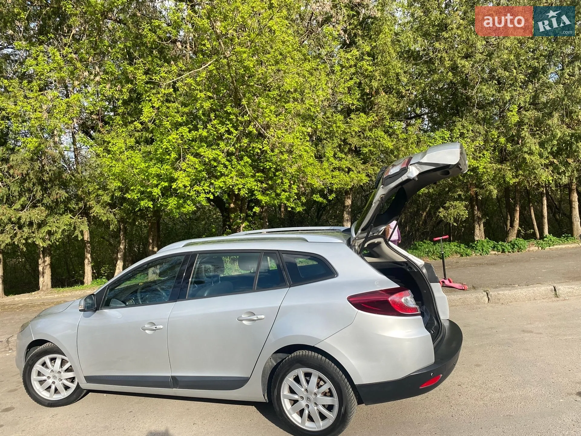 2010 Renault Megane - мініатюра 10