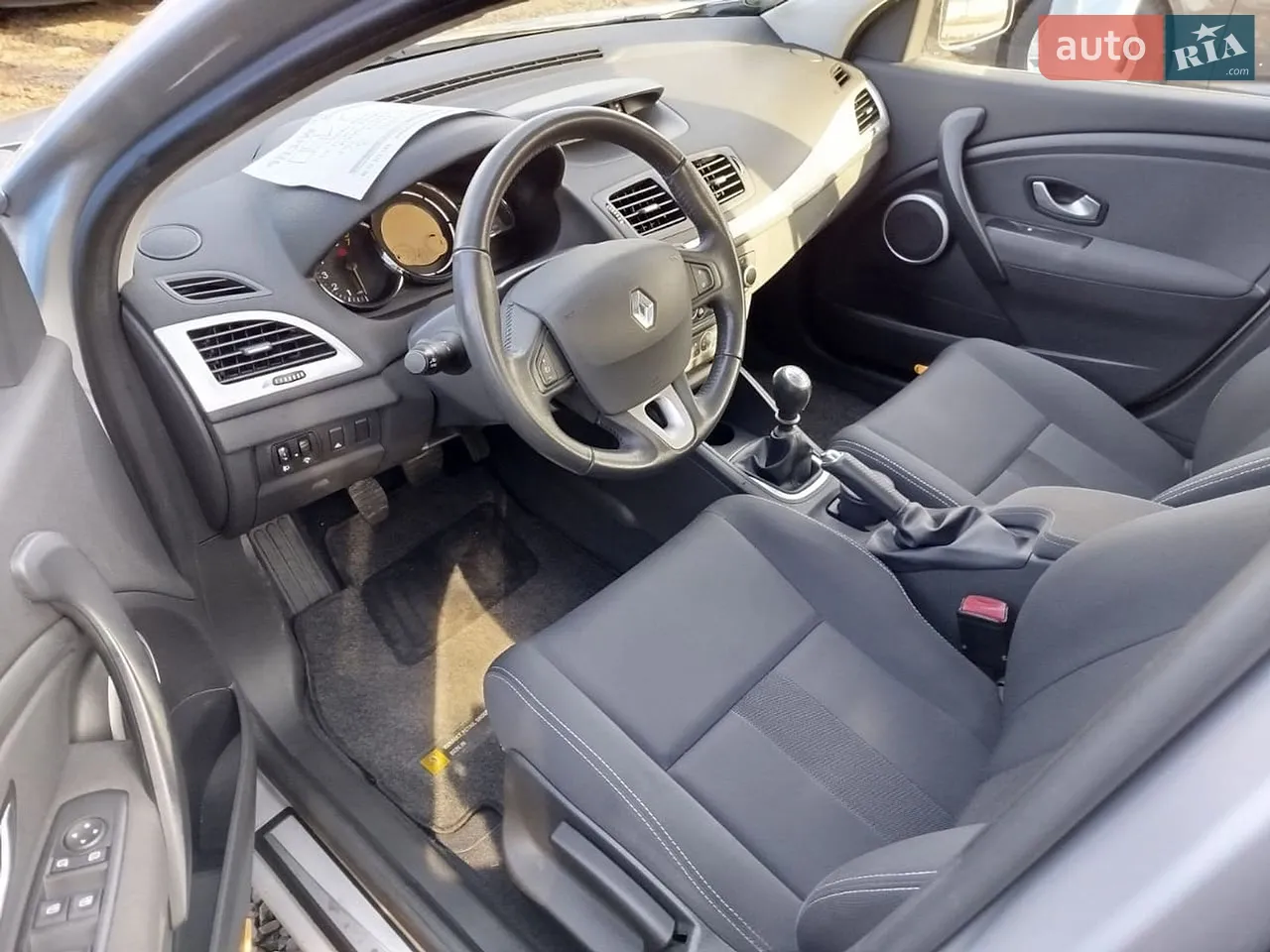2010 Renault Megane - мініатюра 20