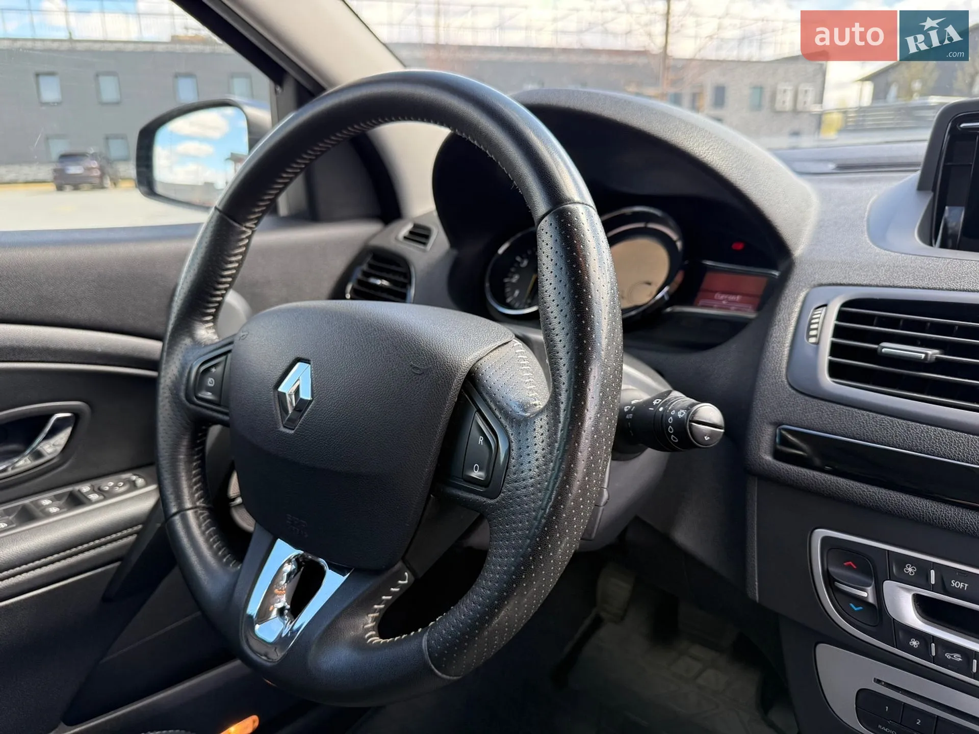 2013 Renault Megane - мініатюра 44