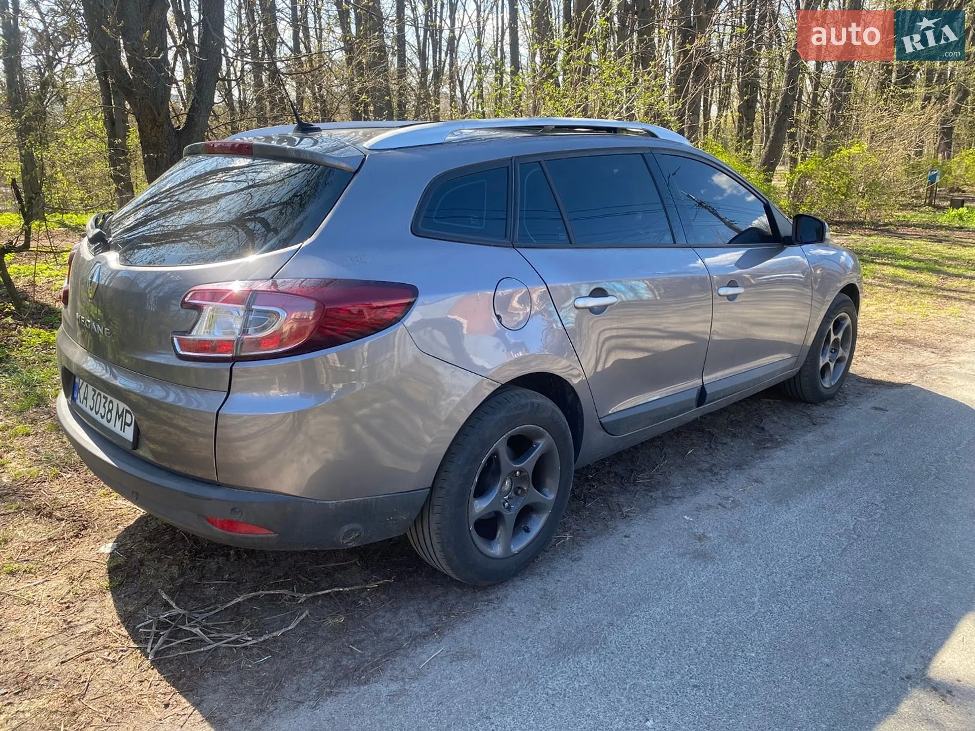 2010 Renault Megane - мініатюра 2