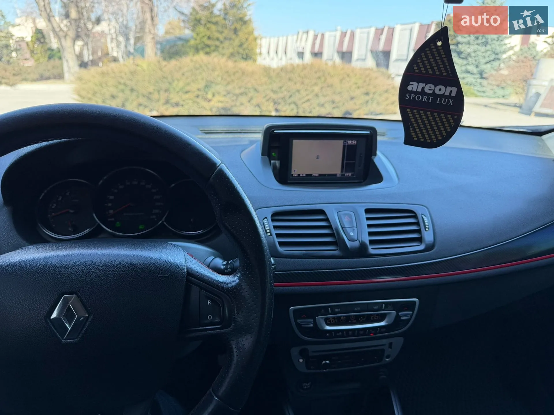 2012 Renault Megane - мініатюра 24