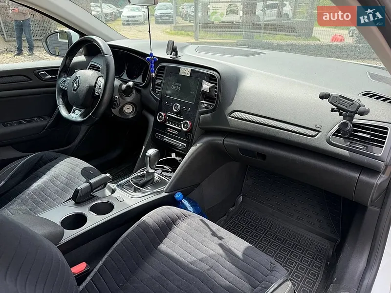 Renault Megane 2017 VIN VF1RFB00658663730 фото оголошення 34 з 75