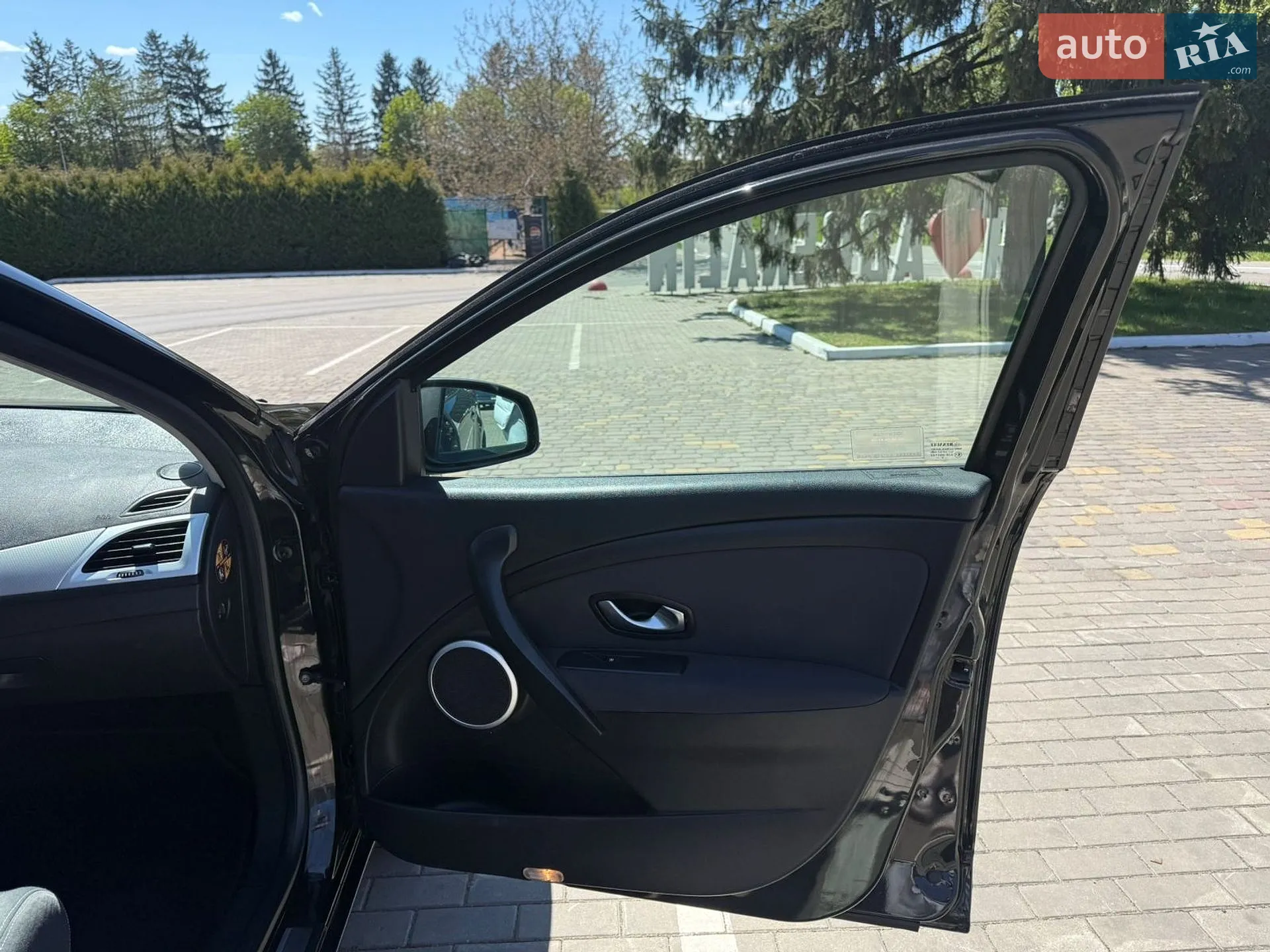 2010 Renault Megane - мініатюра 19