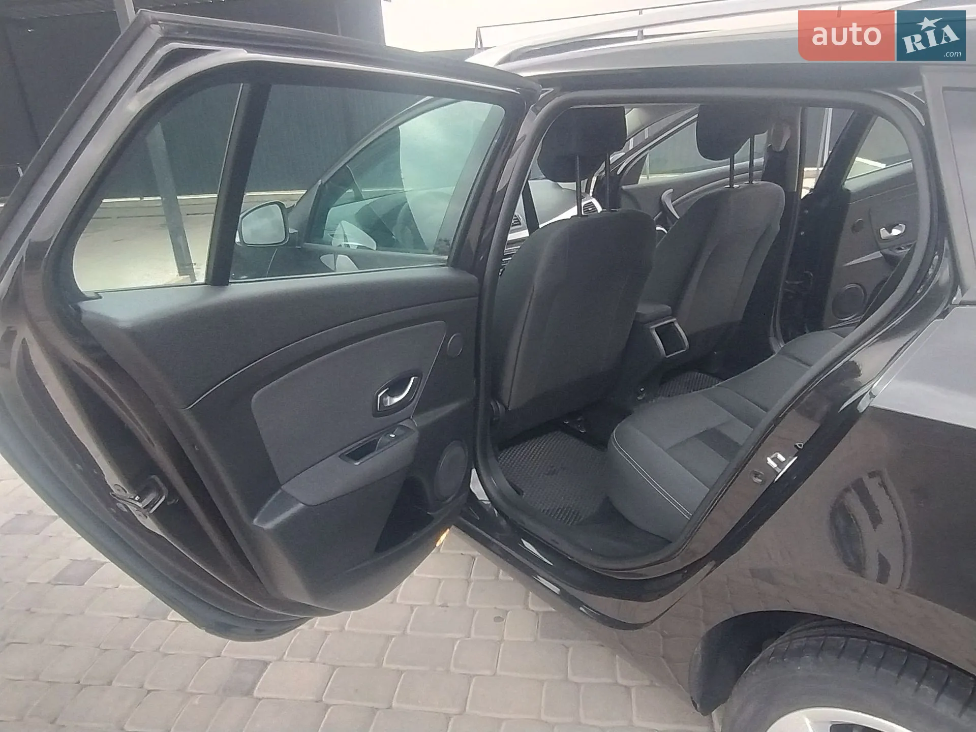 2010 Renault Megane - мініатюра 14