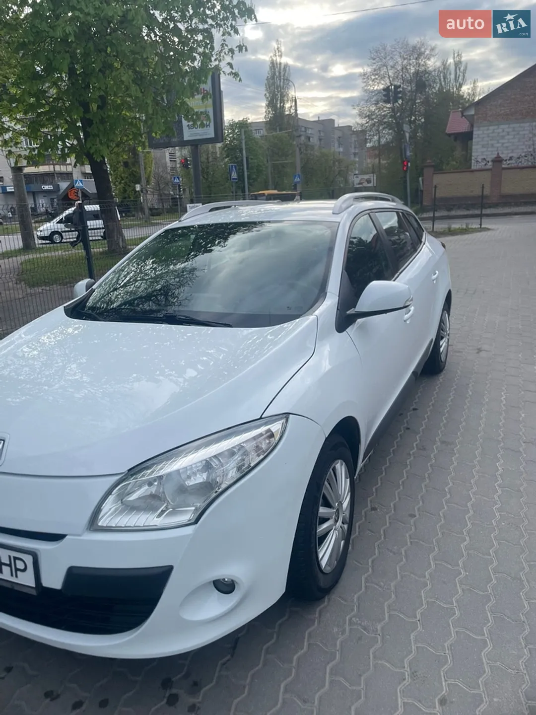 2010 Renault Megane - мініатюра 3