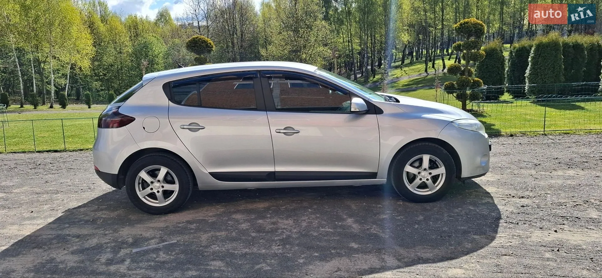 2010 Renault Megane - мініатюра 10