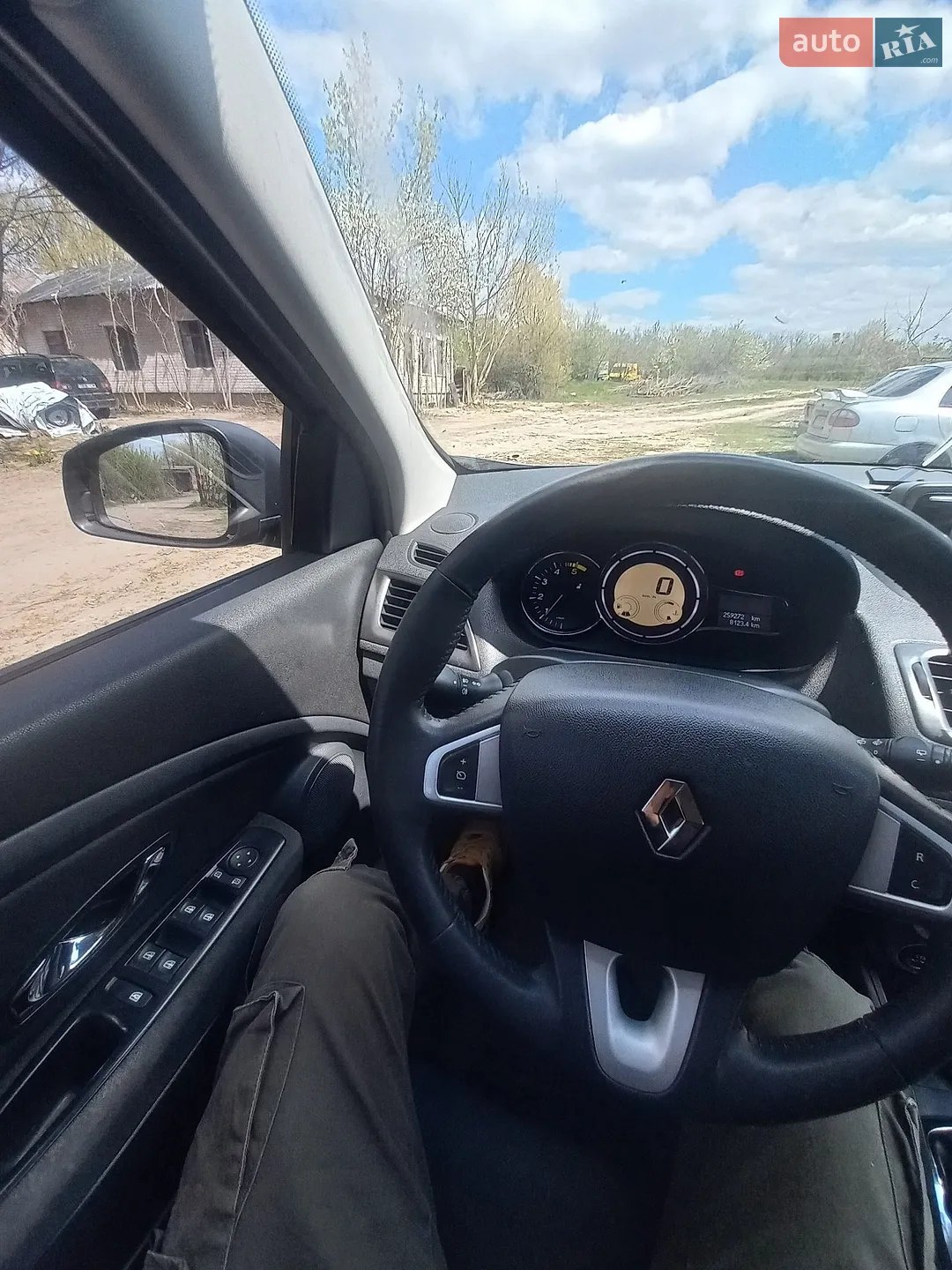 2012 Renault Megane - мініатюра 11
