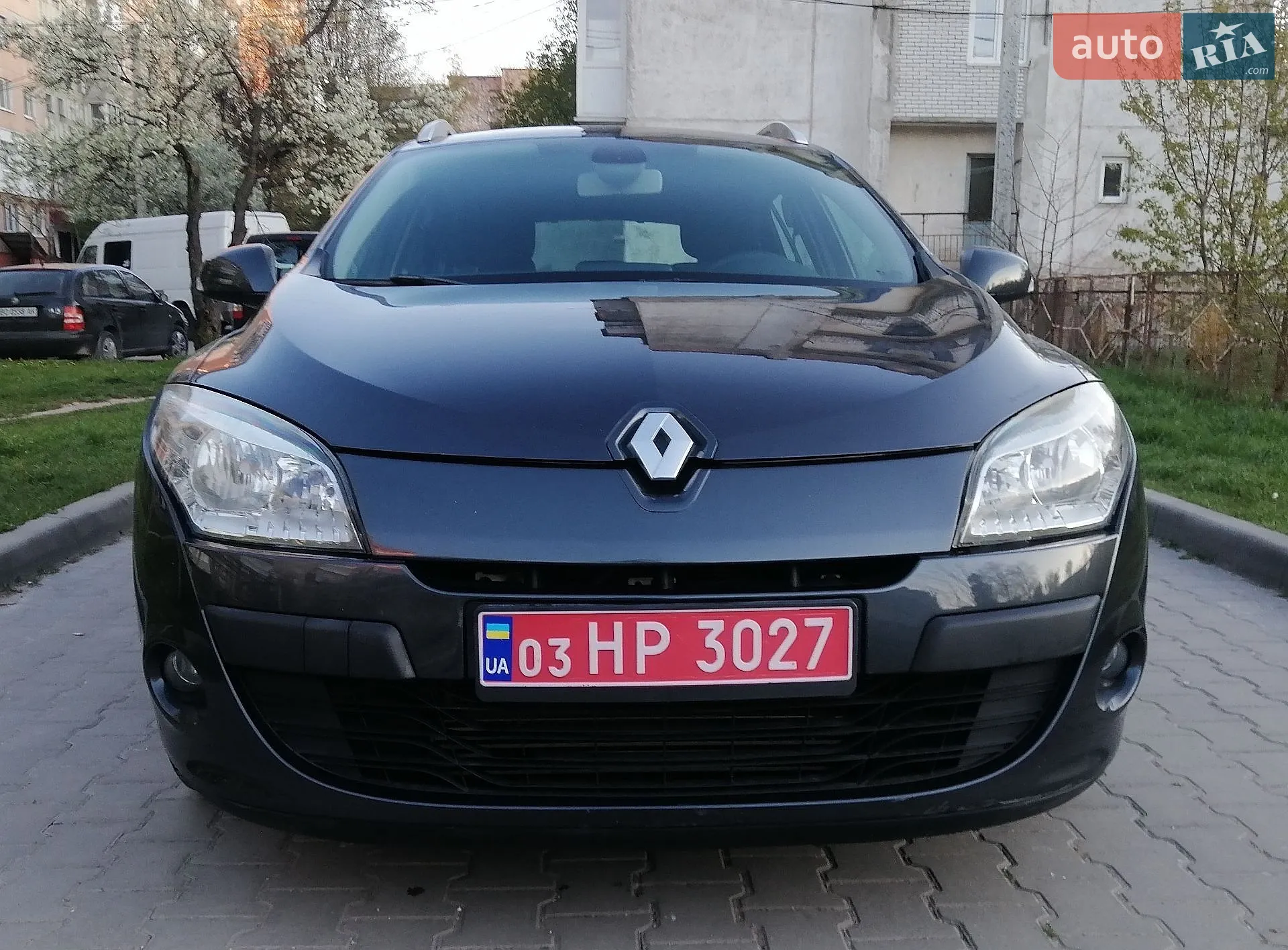 2010 Renault Megane - мініатюра 2