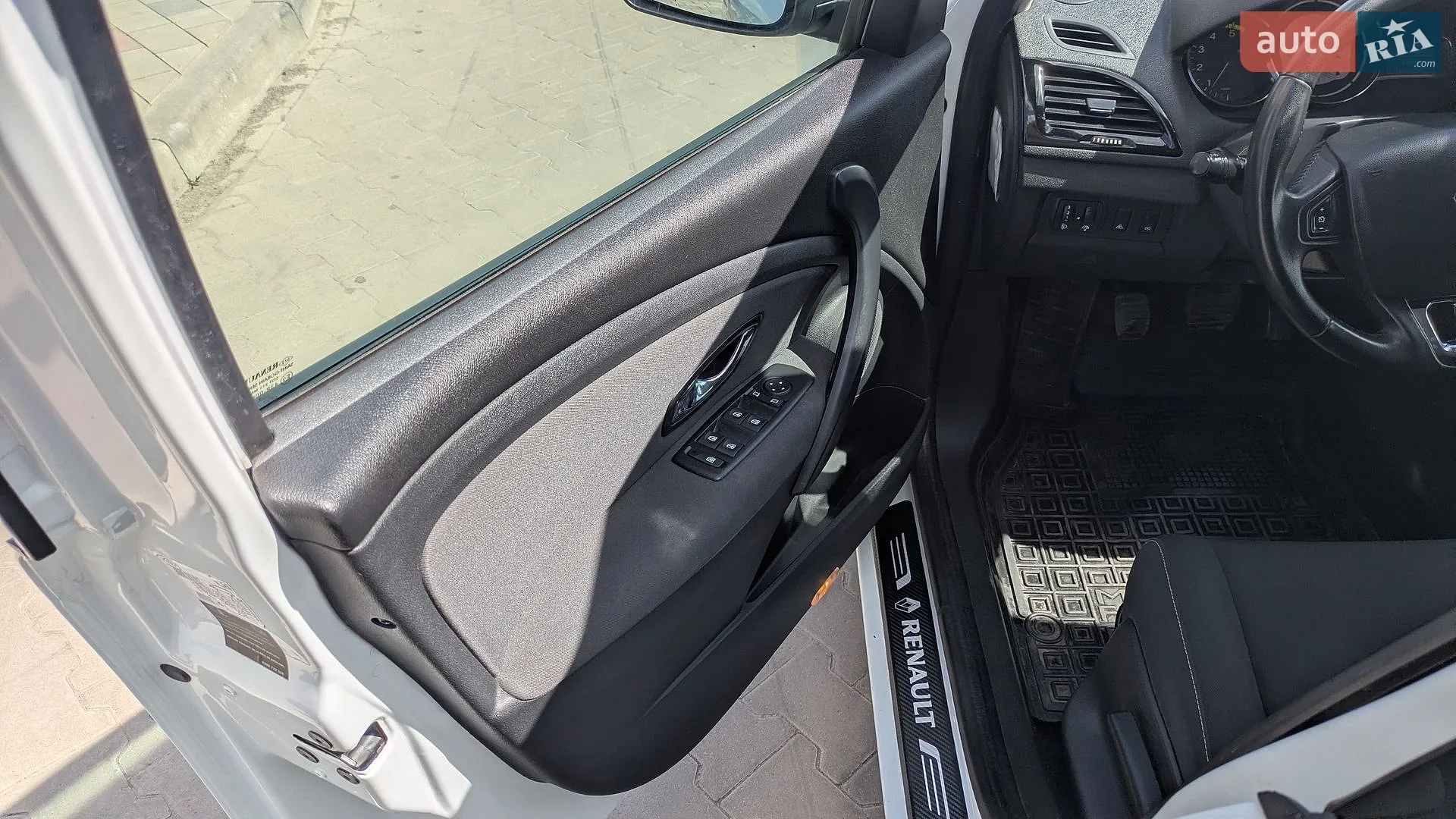 2013 Renault Megane - мініатюра 64