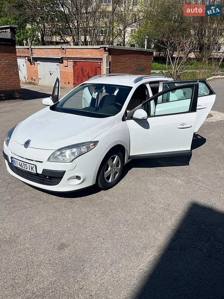 2012 Renault Megane - мініатюра 26