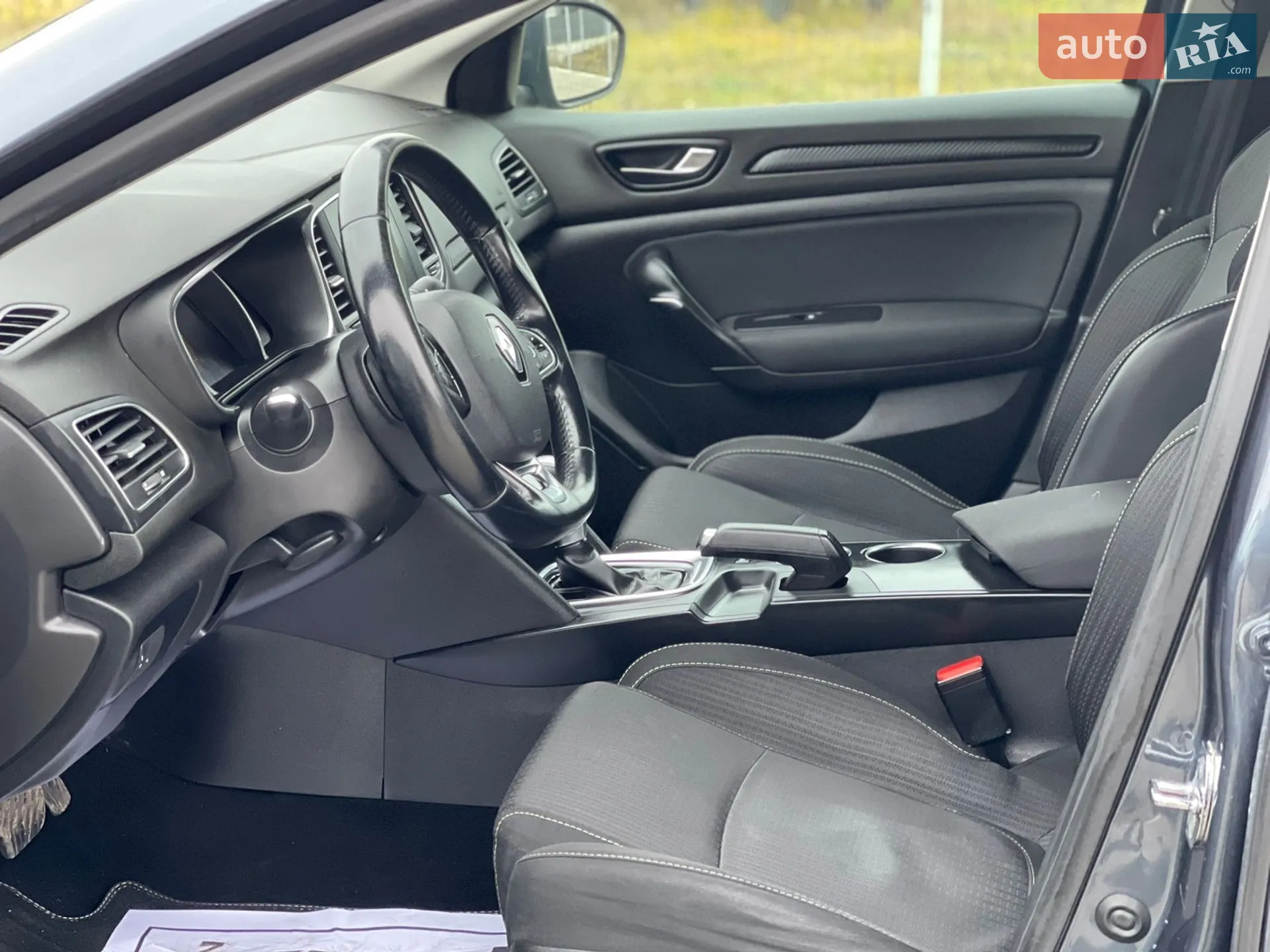 2017 Renault Megane - мініатюра 38