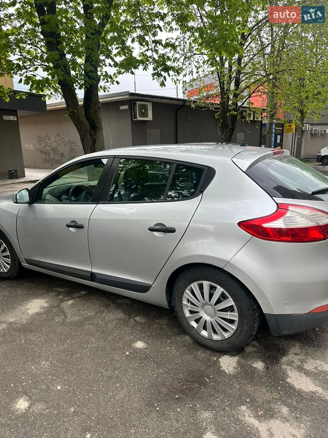 2010 Renault Megane - мініатюра 12