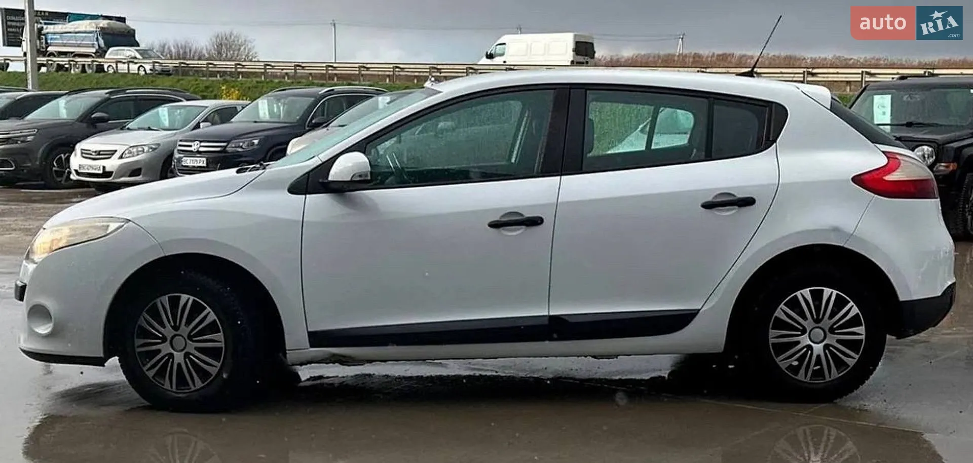 2010 Renault Megane - мініатюра 15