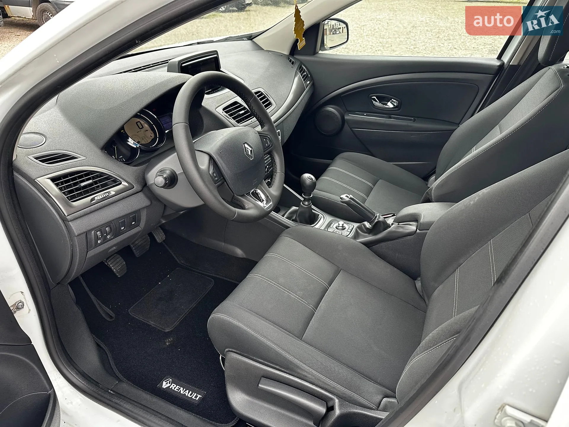 2014 Renault Megane - мініатюра 21