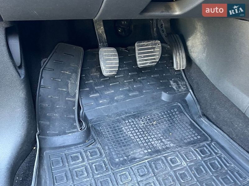 Универсал Renault Megane 2012 в Звенигородке фото 13 Универсал Renault Megane 2012 в Звенигородке
