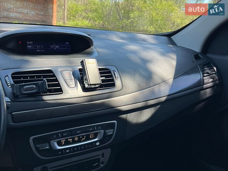 Универсал Renault Megane 2012 в Звенигородке фото 16 Универсал Renault Megane 2012 в Звенигородке
