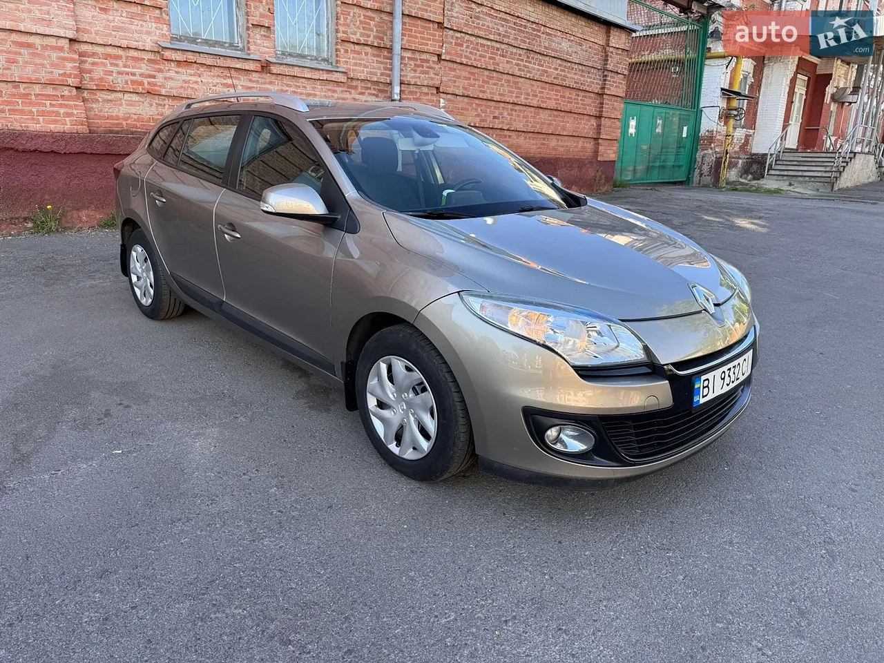 2014 Renault Megane - мініатюра 16