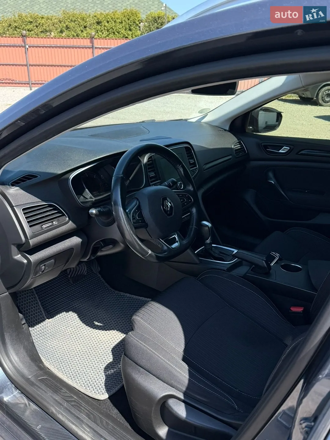 2017 Renault Megane - мініатюра 10