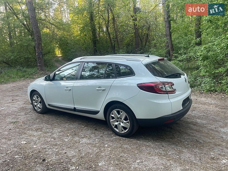 Универсал Renault Megane 2013 в Киеве