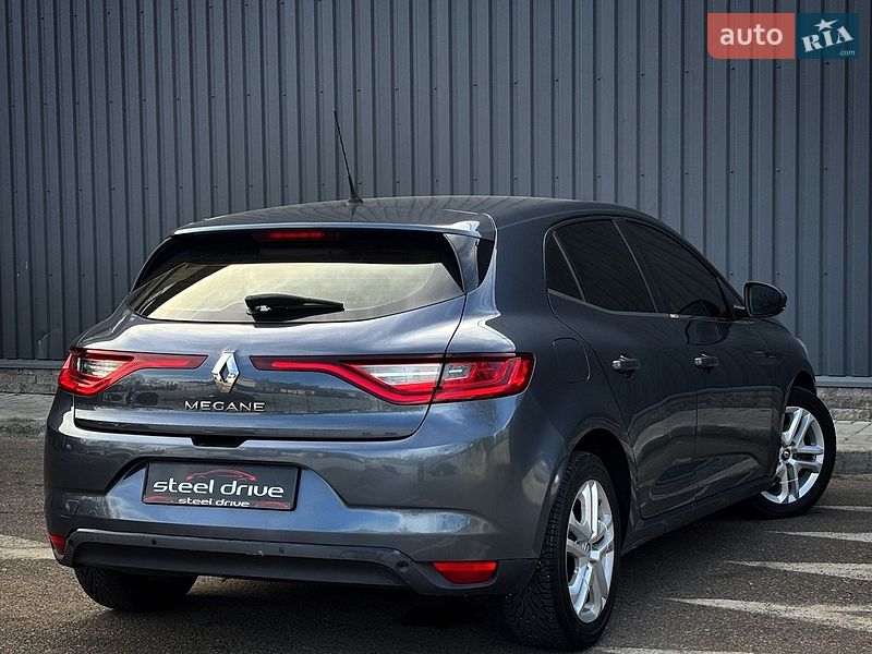 Хэтчбек Renault Megane 2017 в Николаеве
