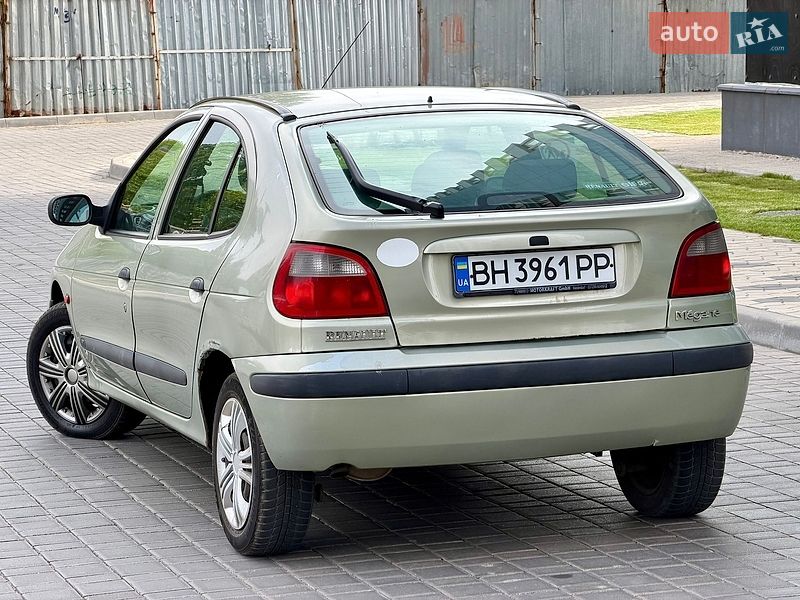 Хэтчбек Renault Megane 2001 в Одессе