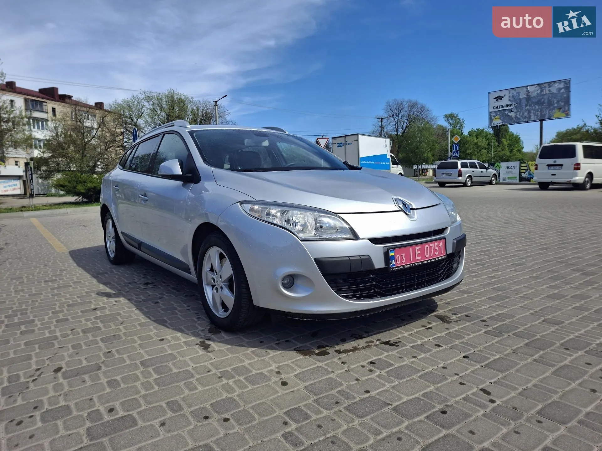 2010 Renault Megane - фото 1