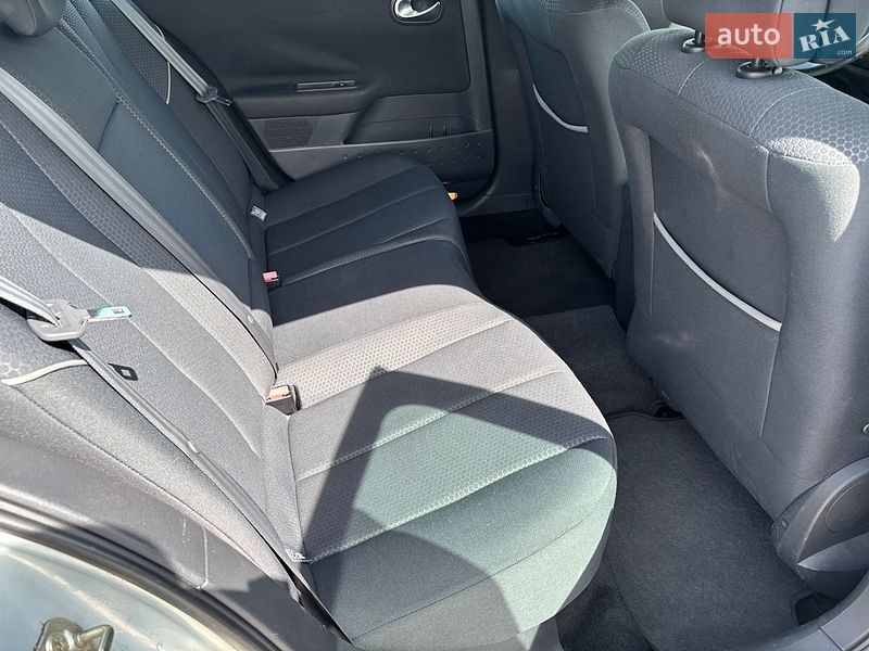 Седан Renault Megane 2003 в Киеве