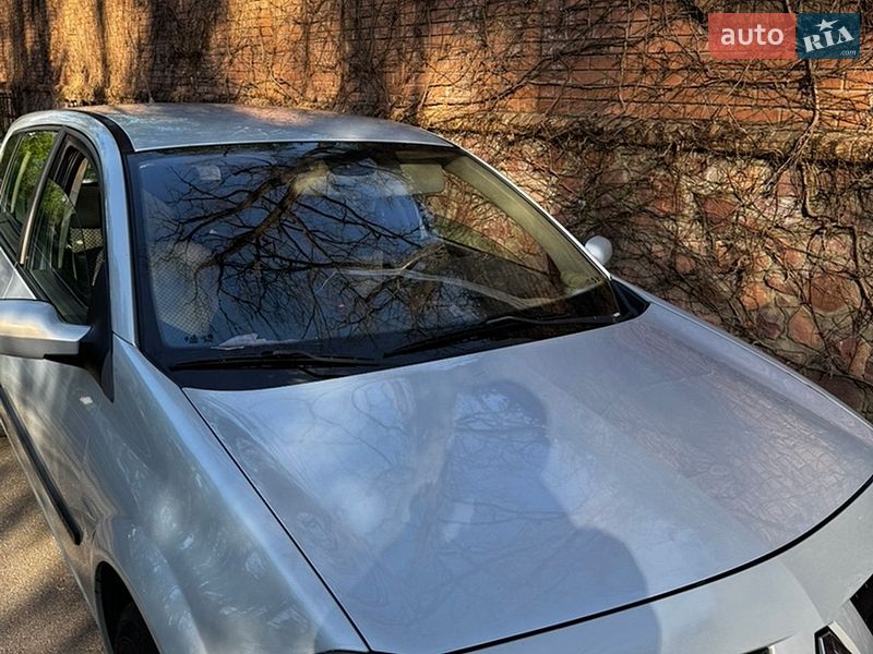 Хэтчбек Renault Megane 2002 в Киеве