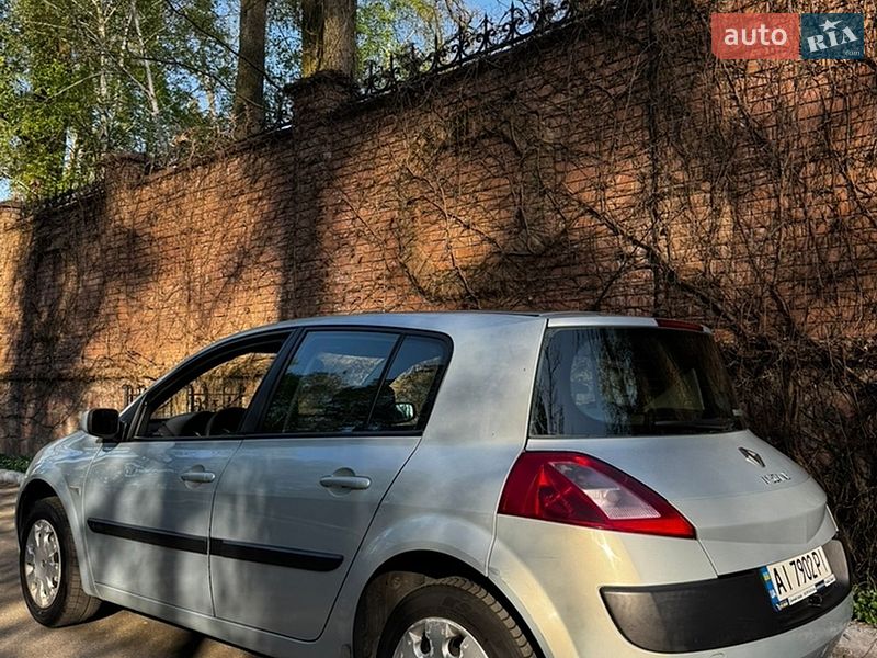 Хэтчбек Renault Megane 2002 в Киеве