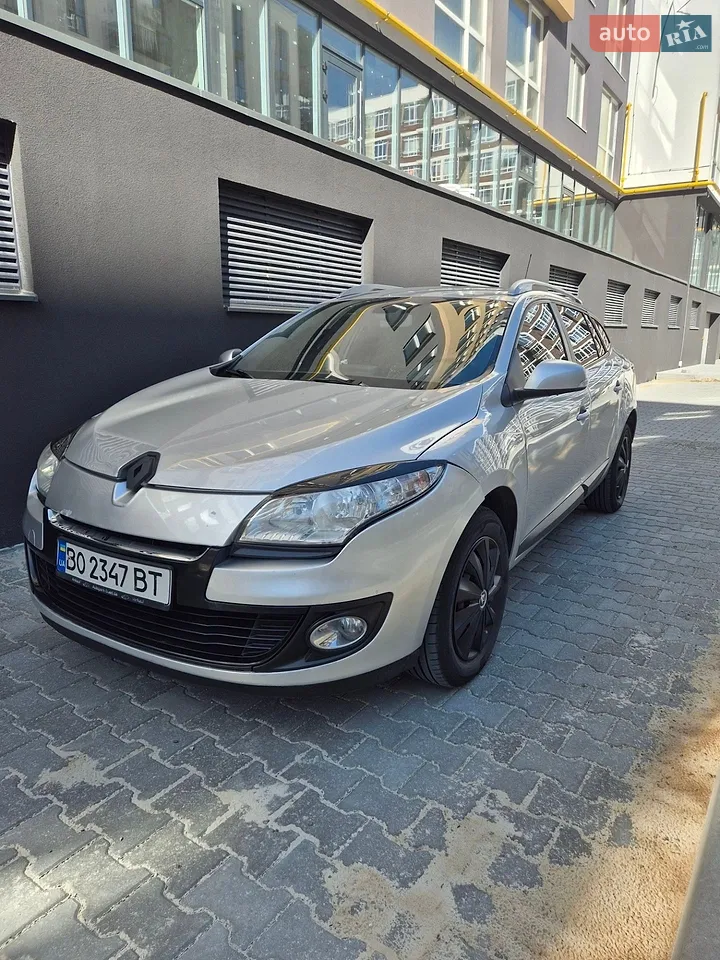 2012 Renault Megane - мініатюра 28