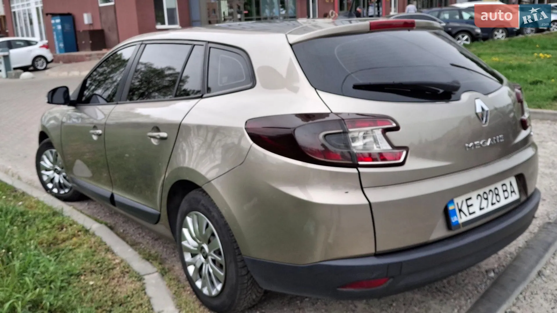 2010 Renault Megane - мініатюра 9