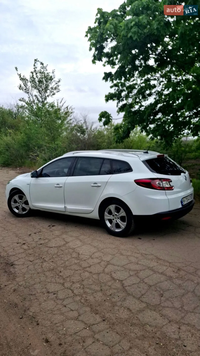 2013 Renault Megane - мініатюра 9