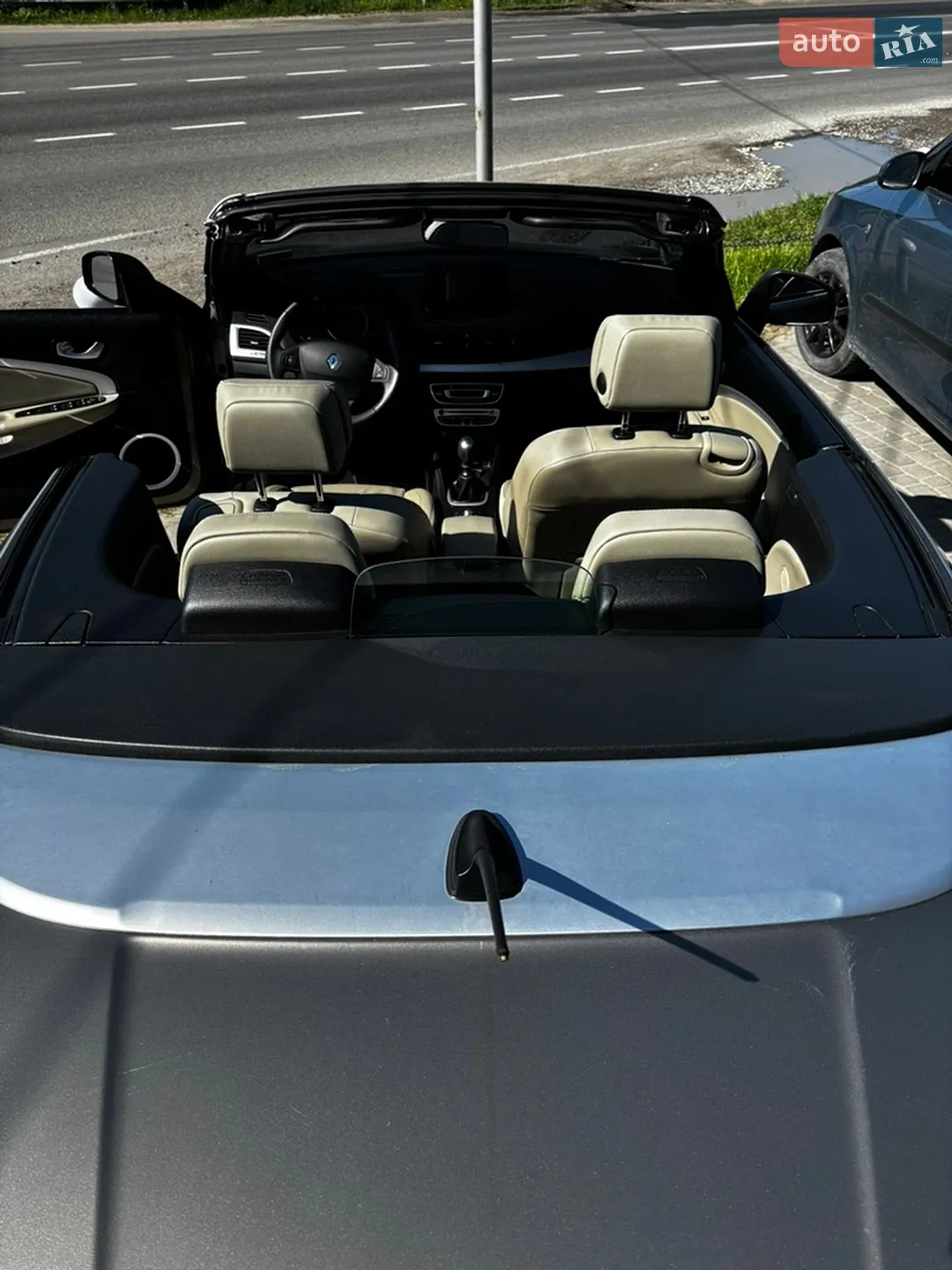 2010 Renault Megane - мініатюра 8