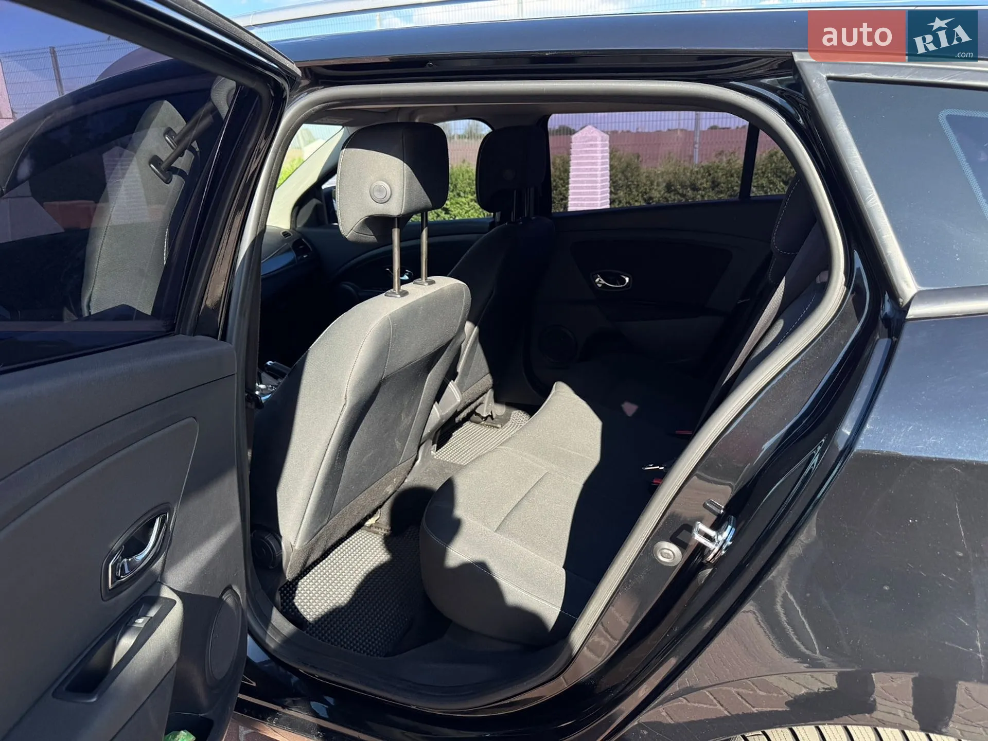2014 Renault Megane - мініатюра 21