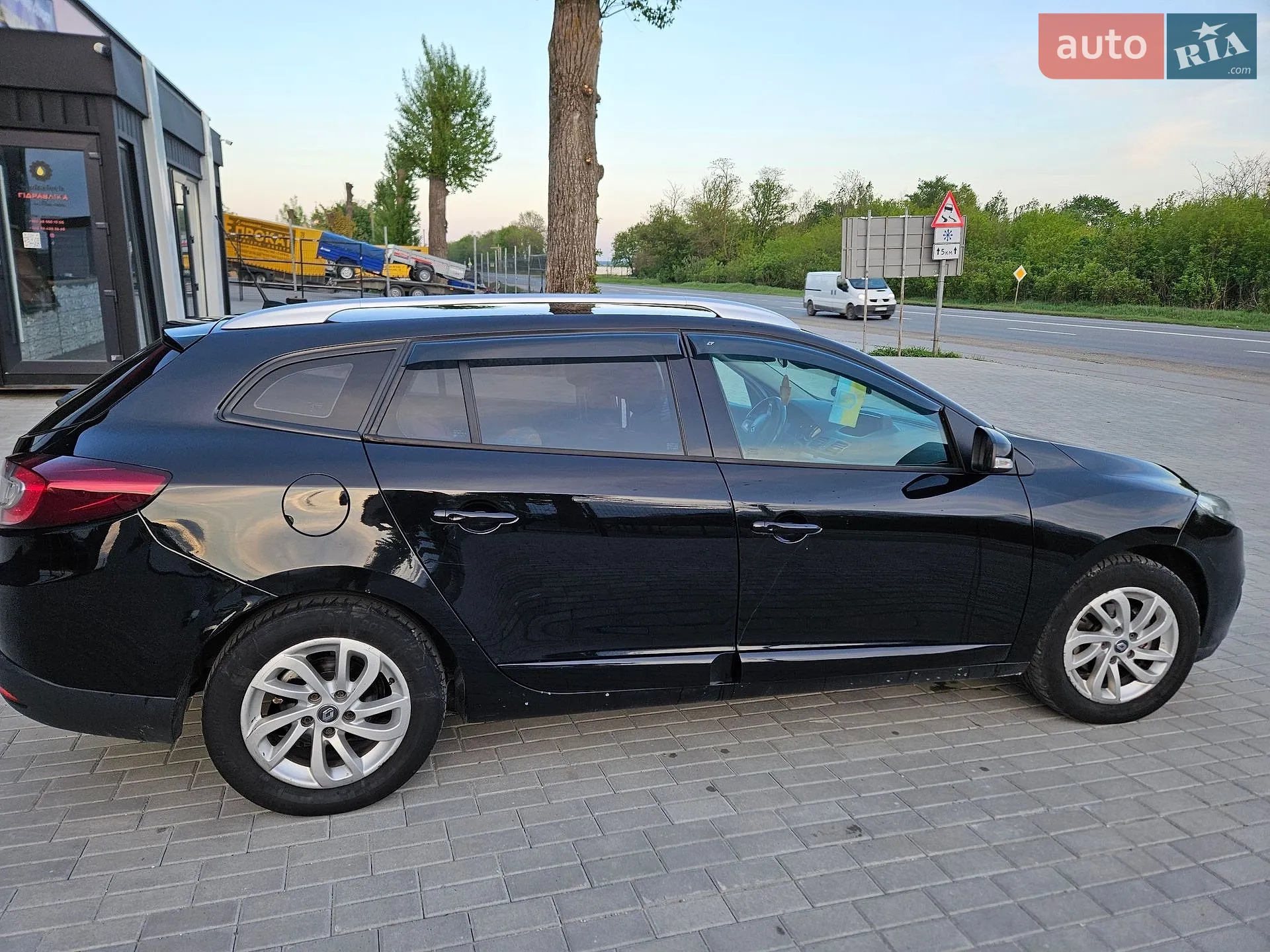 2012 Renault Megane - мініатюра 17