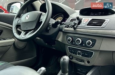Хэтчбек Renault Megane 2011 в Сумах фото 27 Хэтчбек Renault Megane 2011 в Сумах