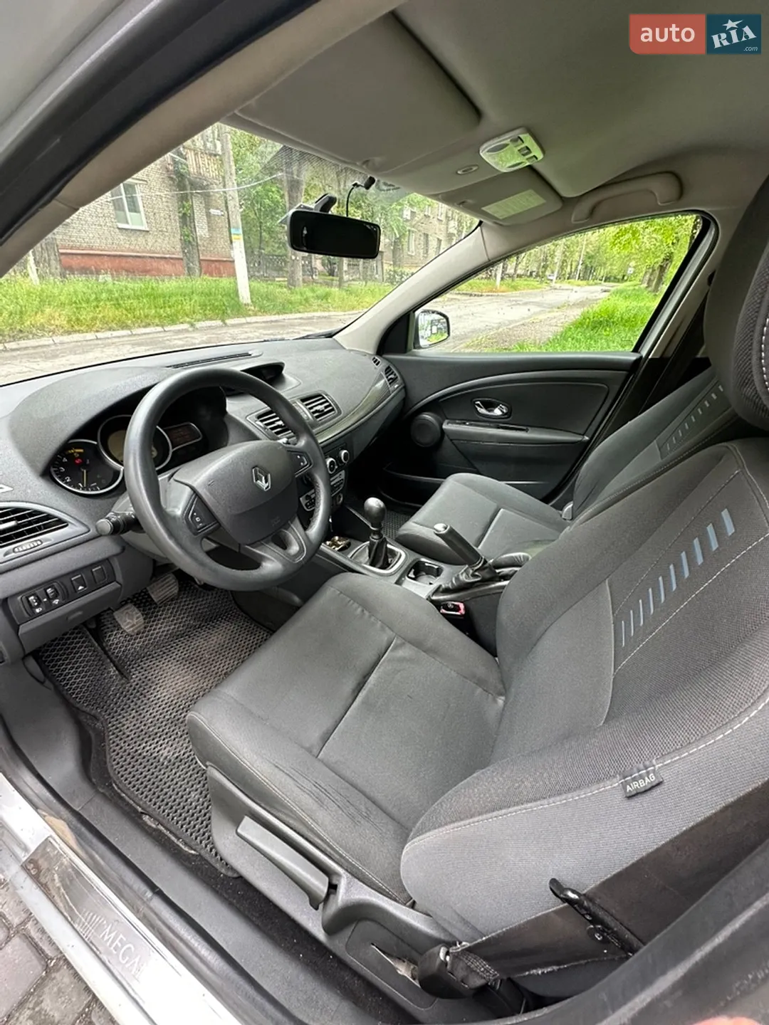 2011 Renault Megane - мініатюра 9